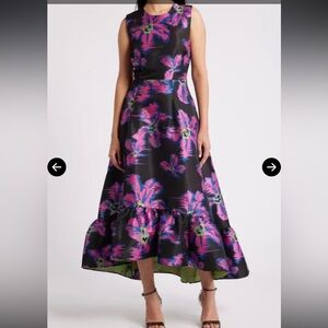 Chelsea28 Vibrant Floral Maxi Dress